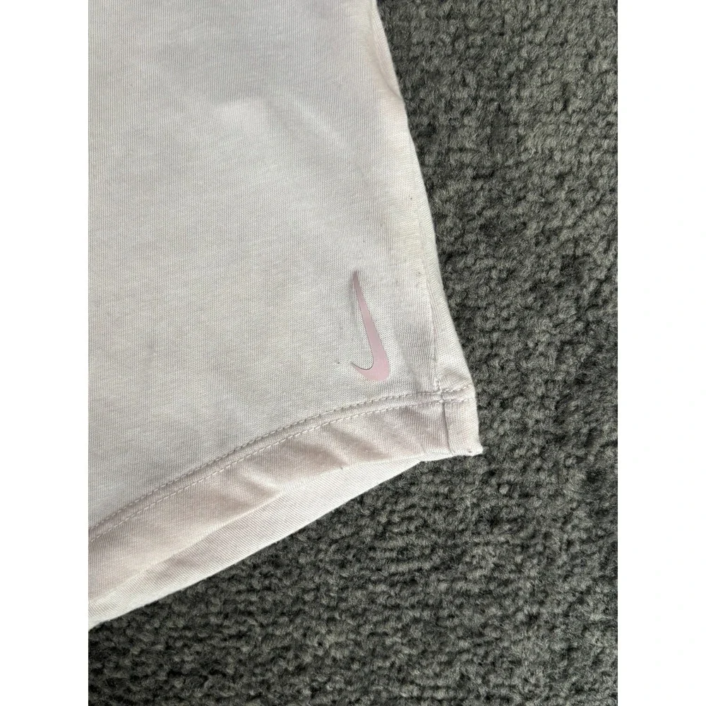 Nike Tank Top Women's Size XS Light Pink 100% Polyester Scoop Neck Sleeveless